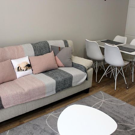 Fleur Apartment Tirana Esterno foto